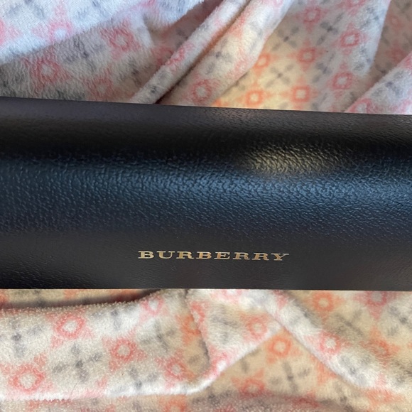 Burberry Accessories - Burberry eyeglass case.  Like new.  Great condition